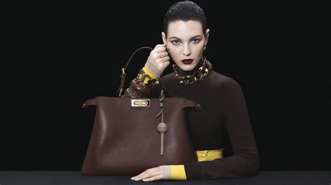 borsa fendi grande|borsa fendi flip.